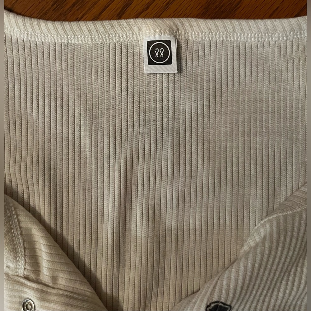 NWOT Ribbed Cream Top - S - Picture 9 of 14